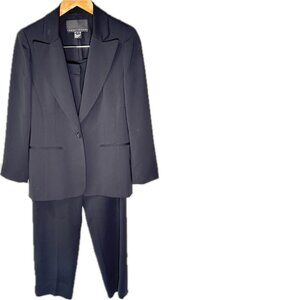 Yansi Fugel Black Polyester Pant Suit Size 8 Jacket Size 6 Pant